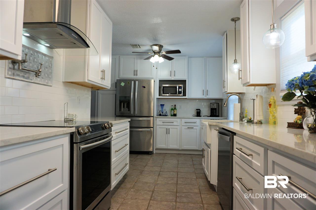 208 West Azalea Avenue Foley, AL 36535 - Photo 6 of 18