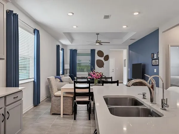 $3,500 | 7724 Saloon Lane, Sarasota, FL 34240