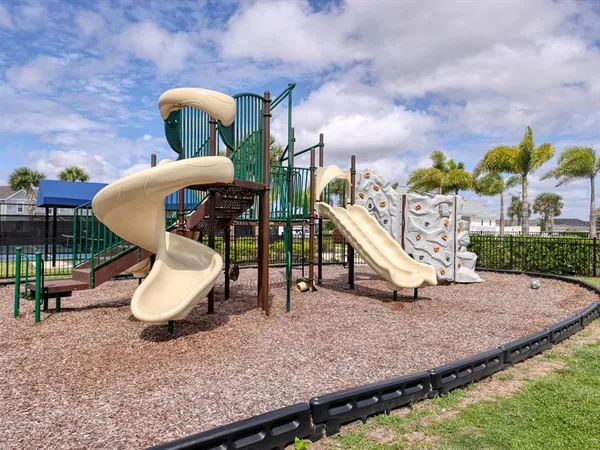 $3,500 | 7724 Saloon Lane, Sarasota, FL 34240