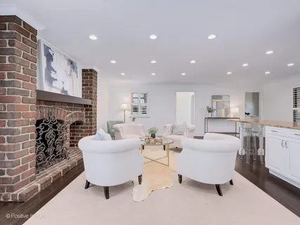 $1,250,000 | 1324 Laurie Lane, Burr Ridge, IL 60527