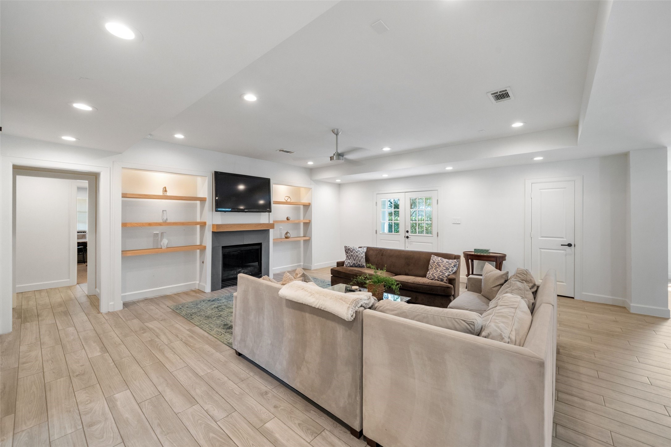 3310 Durness Way Houston, TX 77025 - Photo 11 of 21
