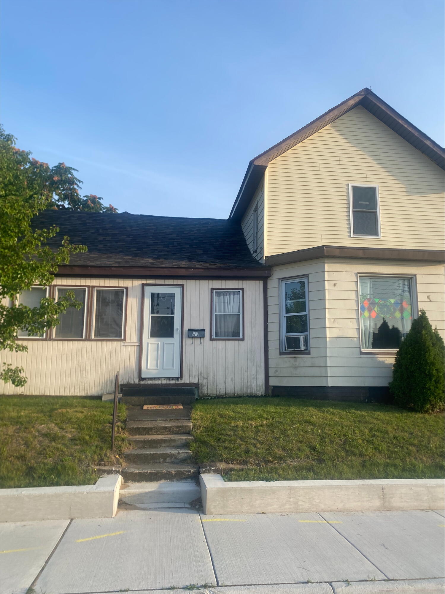 1102 Spring Street Michigan City, IN 46360 - Photo 1 of 9 1500x2000