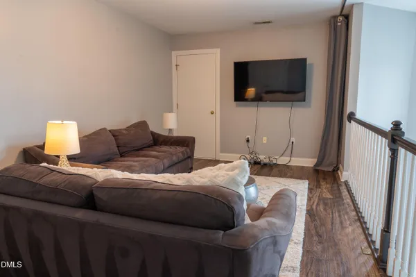 $3,300 | 114 Nolen Lane, Chapel Hill, NC 27516