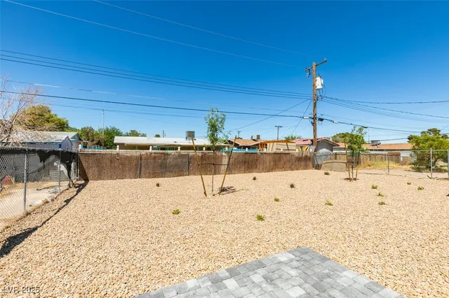 $2,200 | 1912 Carver Avenue, North Las Vegas, NV 89032
