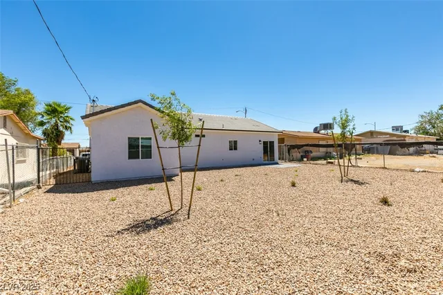 $2,200 | 1912 Carver Avenue, North Las Vegas, NV 89032