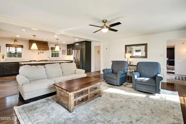 $659,999 | 23 Fairfield Place, Jackson, TN 38305