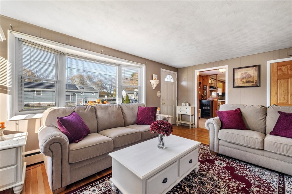 21 Williams Road North Grafton, MA 01536 - Photo 18 of 35 Gallery Image 18