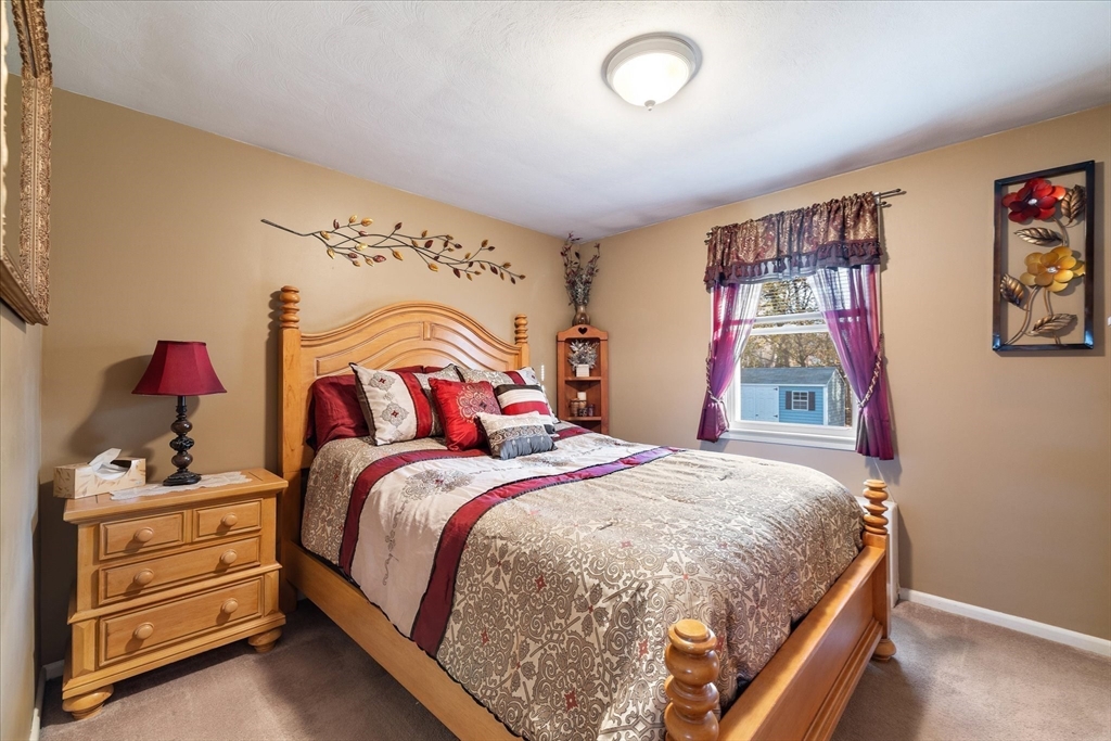 21 Williams Road North Grafton, MA 01536 - Photo 22 of 35 Gallery Image 22