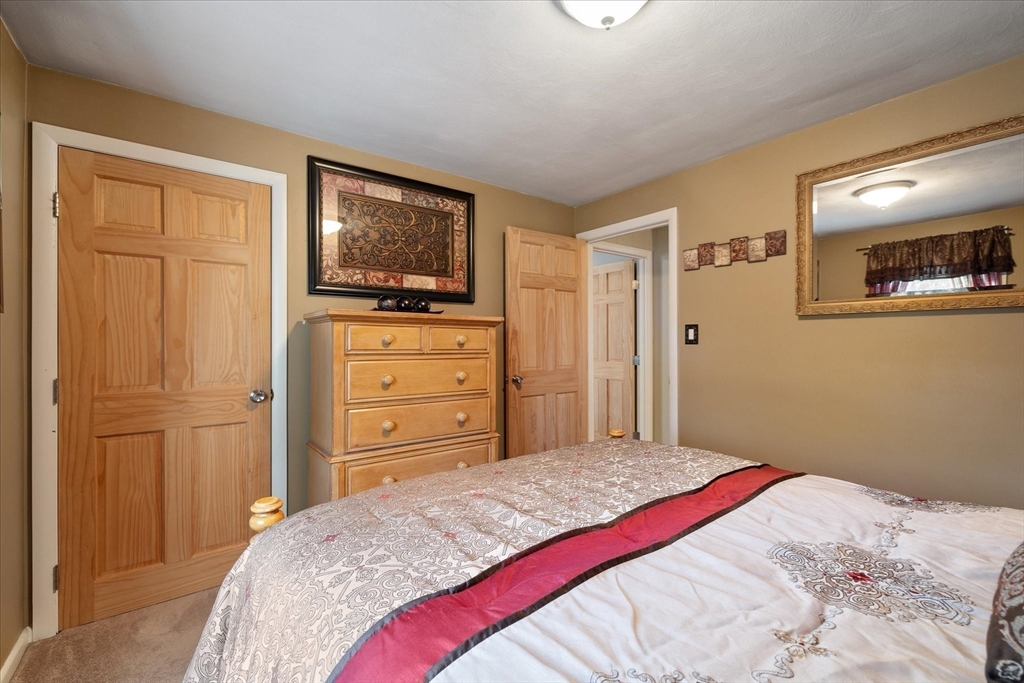 21 Williams Road North Grafton, MA 01536 - Photo 23 of 35 Gallery Image 23