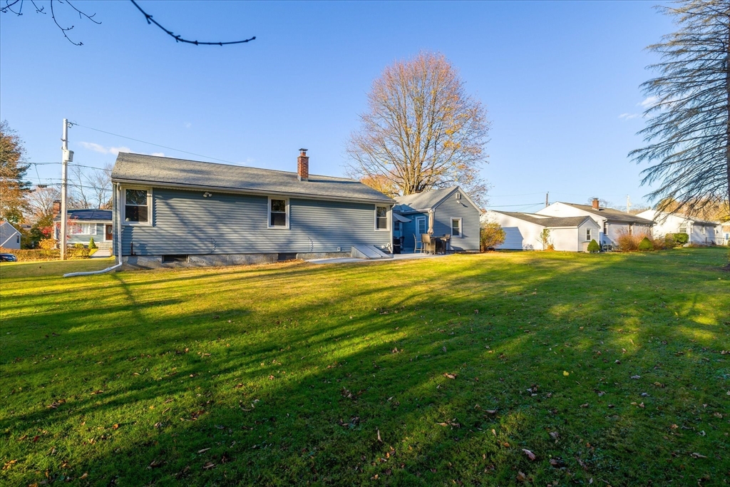 21 Williams Road North Grafton, MA 01536 - Photo 5 of 35 Gallery Image 5