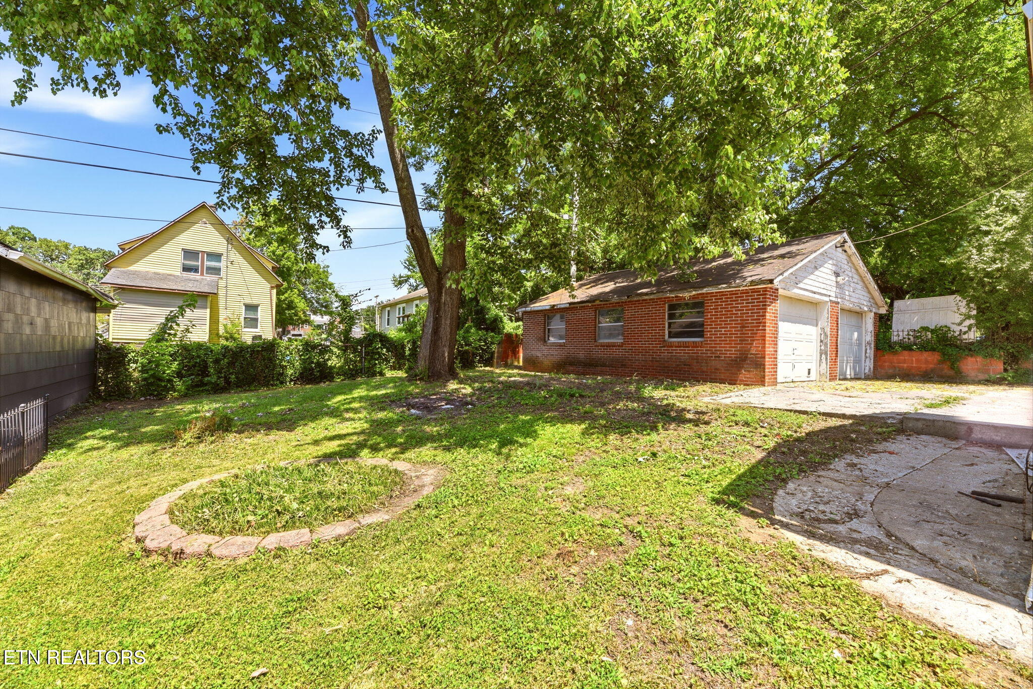 1426 Remsen Street Alcoa, TN 37701 - Photo 10 of 18 20-web-or-mls-DSC_4237
