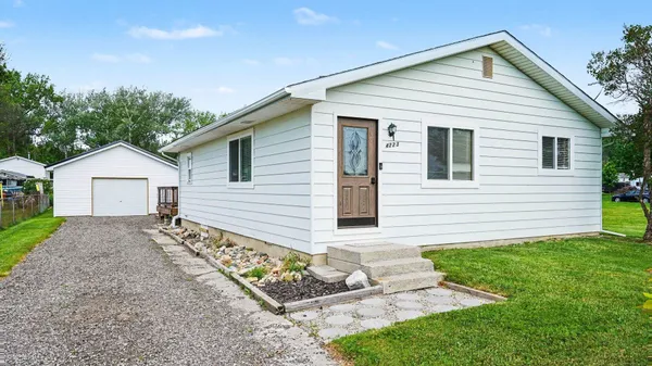 $164,000 | 4223 Quanicassee Road, Fairgrove, MI 48733