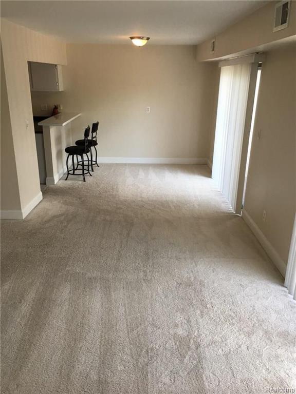 1653 Riverside Drive, Unit 6 Rochester Hills, MI 48309 - Photo 7 of 19
