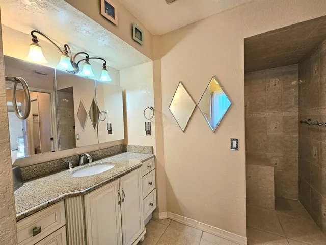 $380,000 | 2298 Cedarwood Street, Port Charlotte, FL 33948