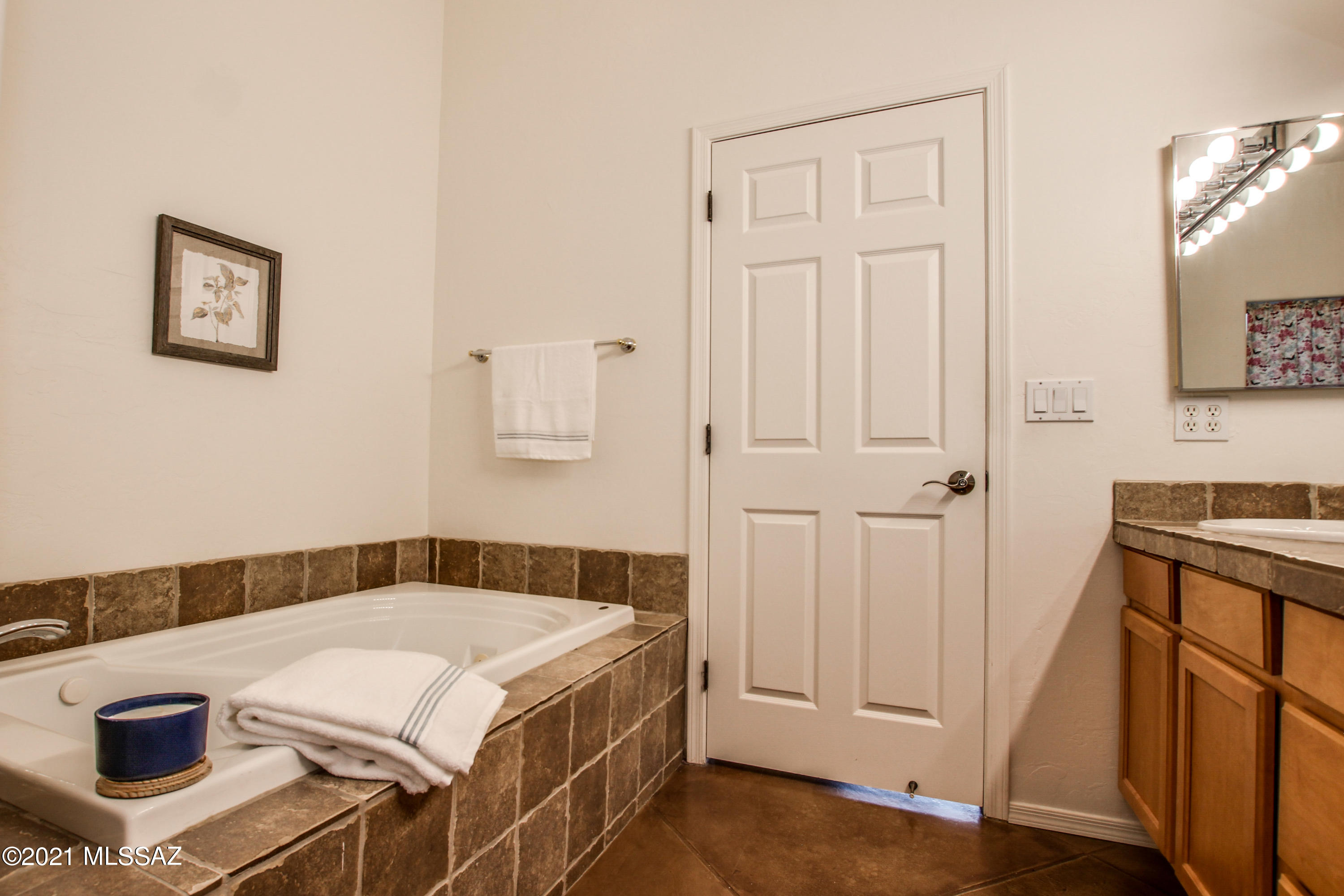 6170 West Ina Road Tucson, AZ 85743 - Photo 14 of 30 Gallery Image 14