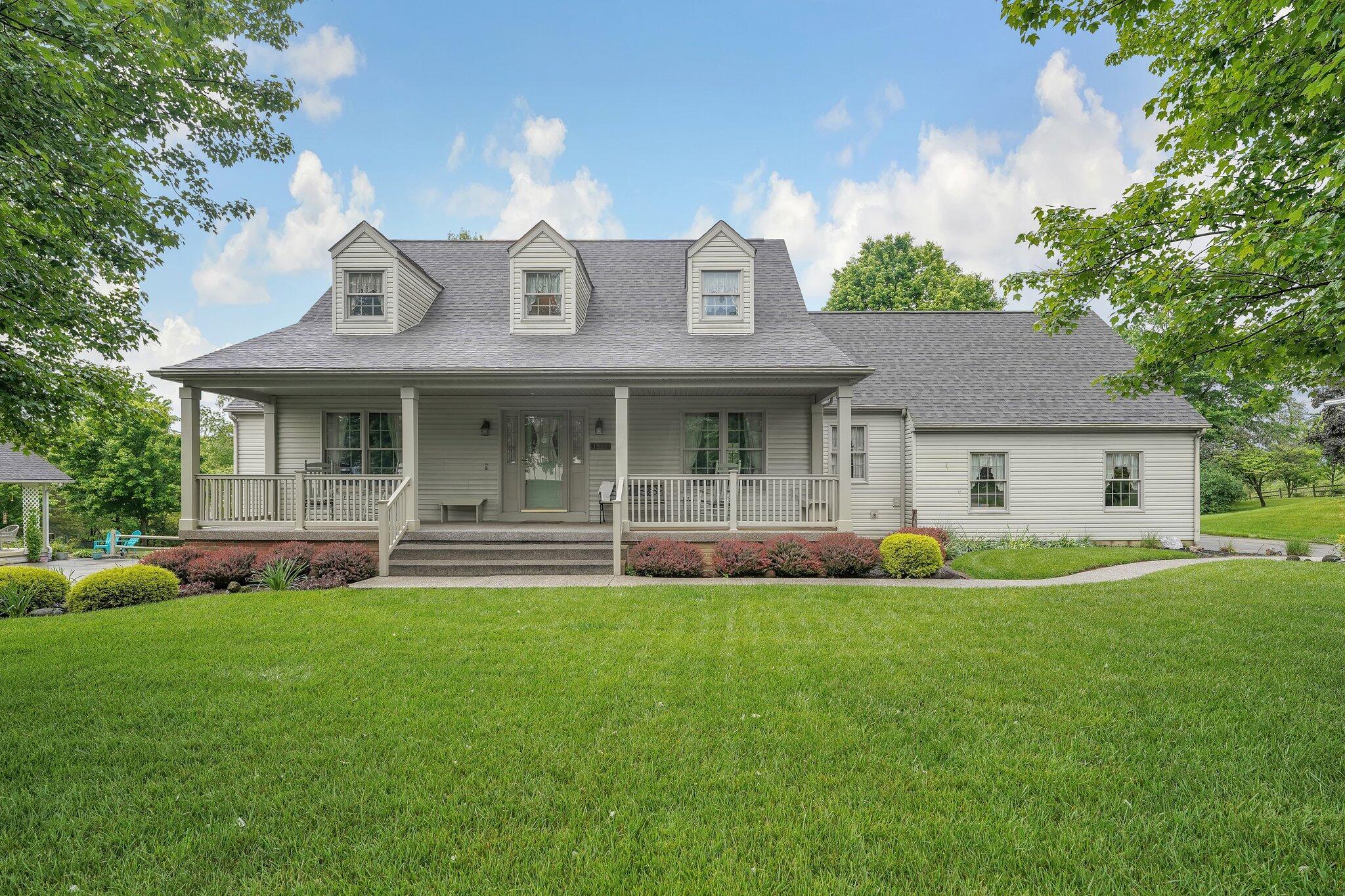 1577 Wheeling Road Lancaster, OH 43130 - Photo 1 of 45 Welcome home!
