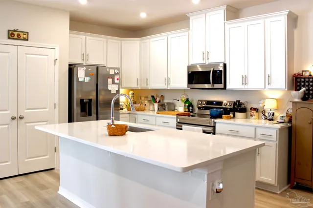 $335,000 | 2907 Bellview Pointe Circle, Pensacola, FL 32526