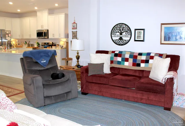 $335,000 | 2907 Bellview Pointe Circle, Pensacola, FL 32526