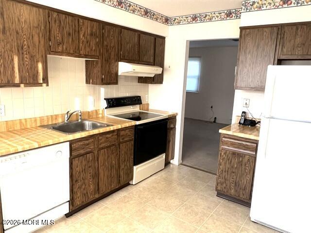 14 Berry Hill Road, Unit 72 Whiting, NJ 08759 - Photo 10 of 39 IMG_5398