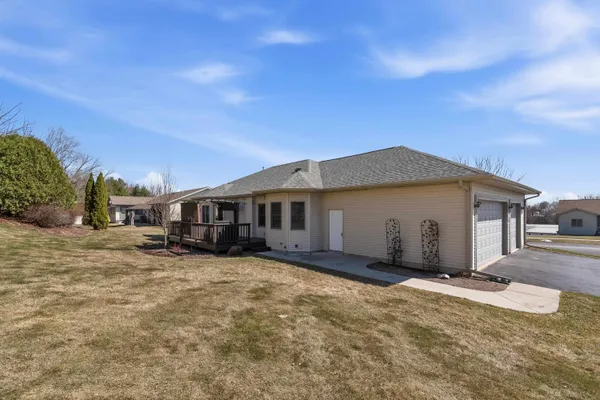 $424,900 | 110 Cody Drive, Beaver Dam, WI 53916