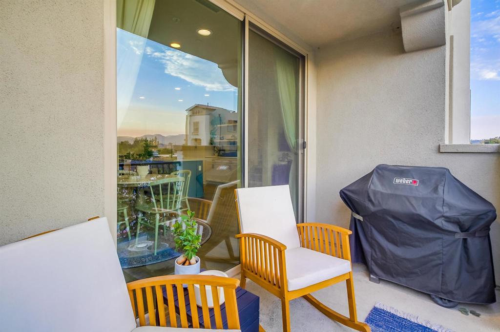 317 Brookside Way Santee, CA 92071 - Photo 16 of 51