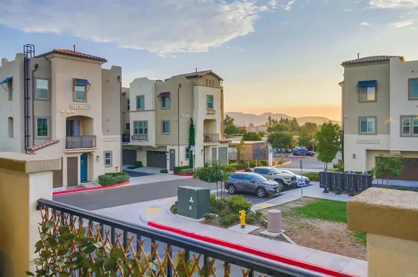 $699,995 | 317 Brookside Way, Santee, CA 92071