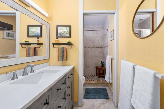 $724,000 | 76-6246 Alii Drive, Unit 324, Kailua-Kona, HI 96740