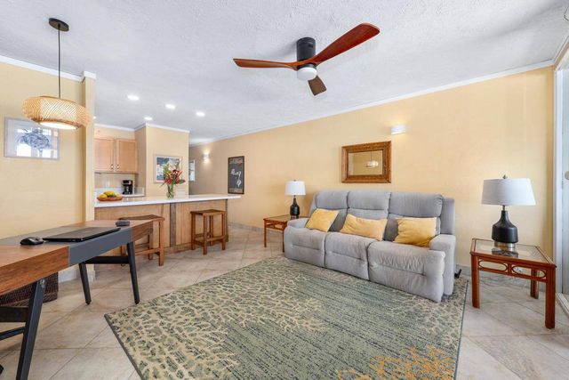 $724,000 | 76-6246 Alii Drive, Unit 324, Kailua-Kona, HI 96740