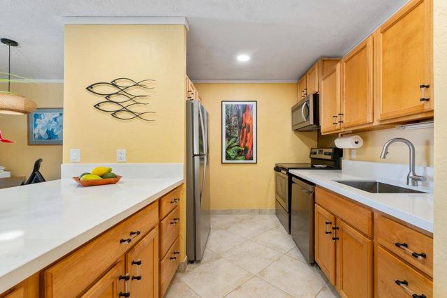 $724,000 | 76-6246 Alii Drive, Unit 324, Kailua-Kona, HI 96740