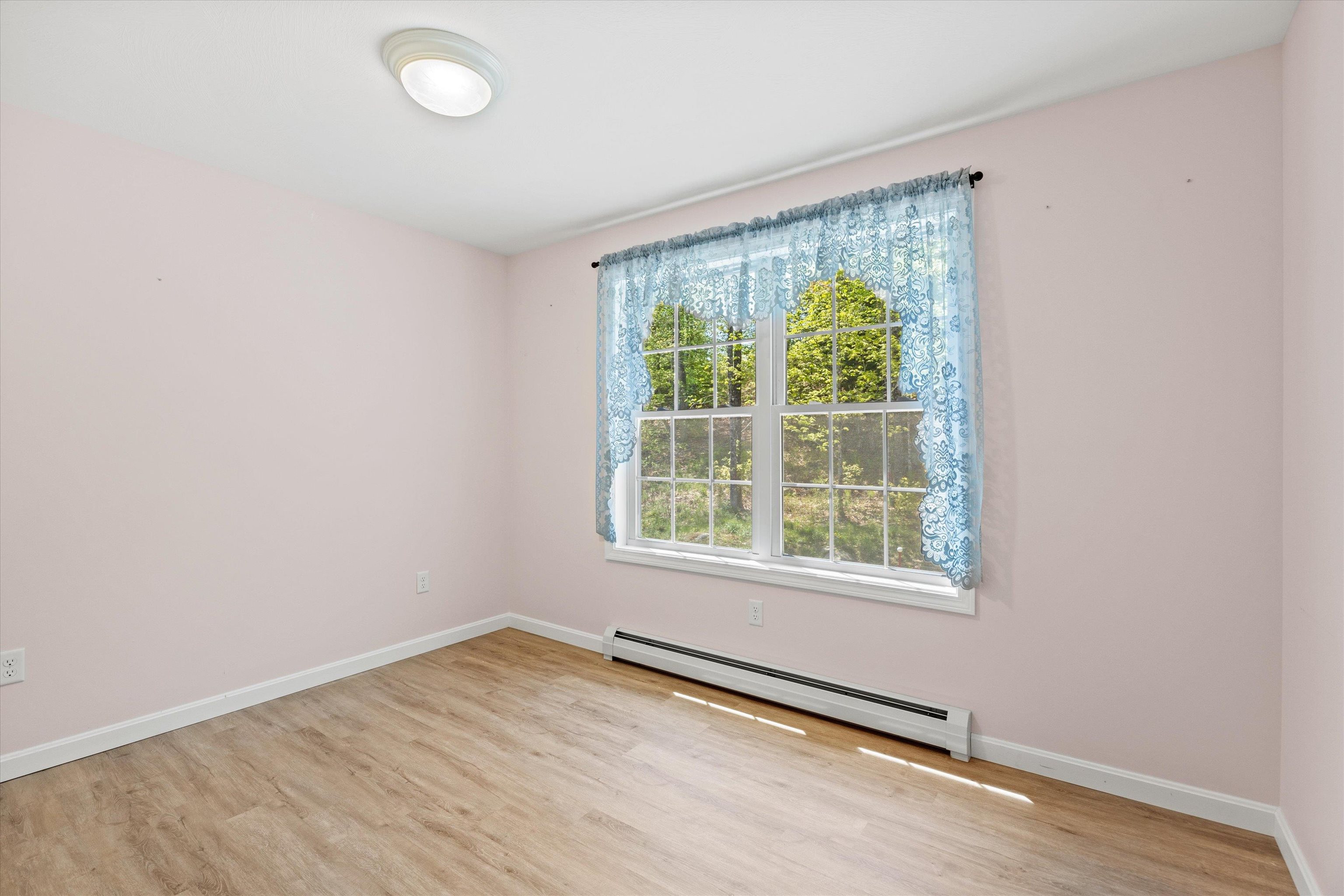 17 Minott Road Hillsborough, NH 03244 - Photo 23 of 38