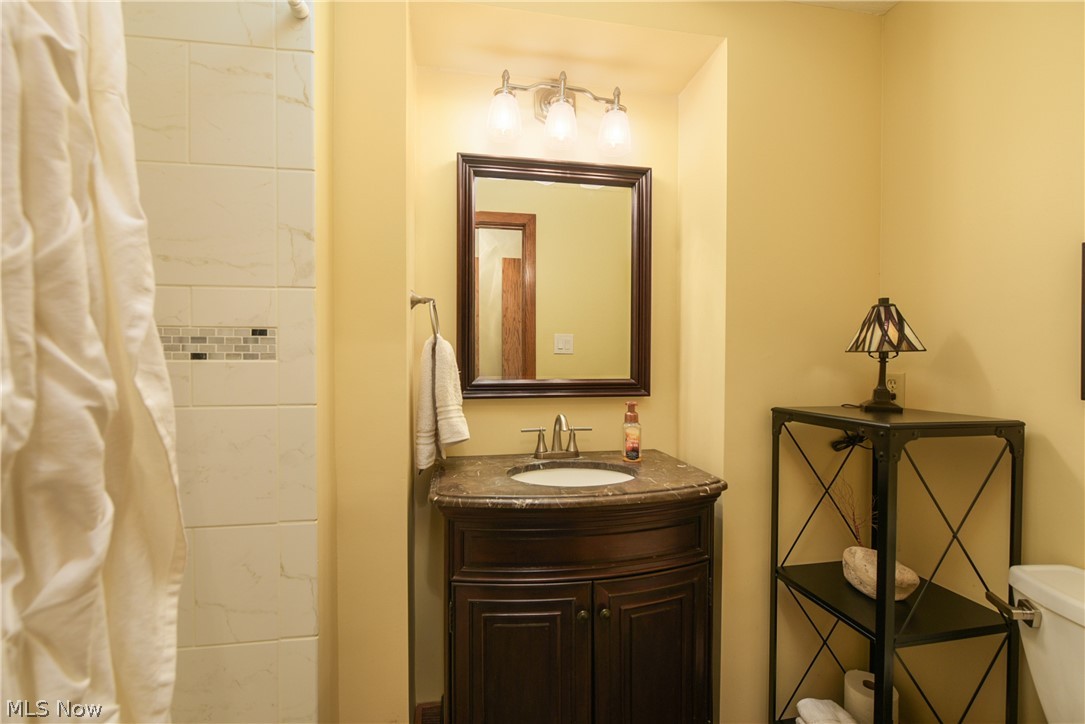 880 Center Road Hinckley, OH 44233 - Photo 14 of 35 Gallery Image 14