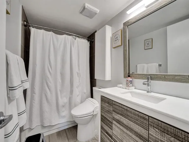 $379,000 | 1101 River Reach Drive, Unit 205, Fort Lauderdale, FL 33315