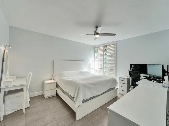 $379,000 | 1101 River Reach Drive, Unit 205, Fort Lauderdale, FL 33315