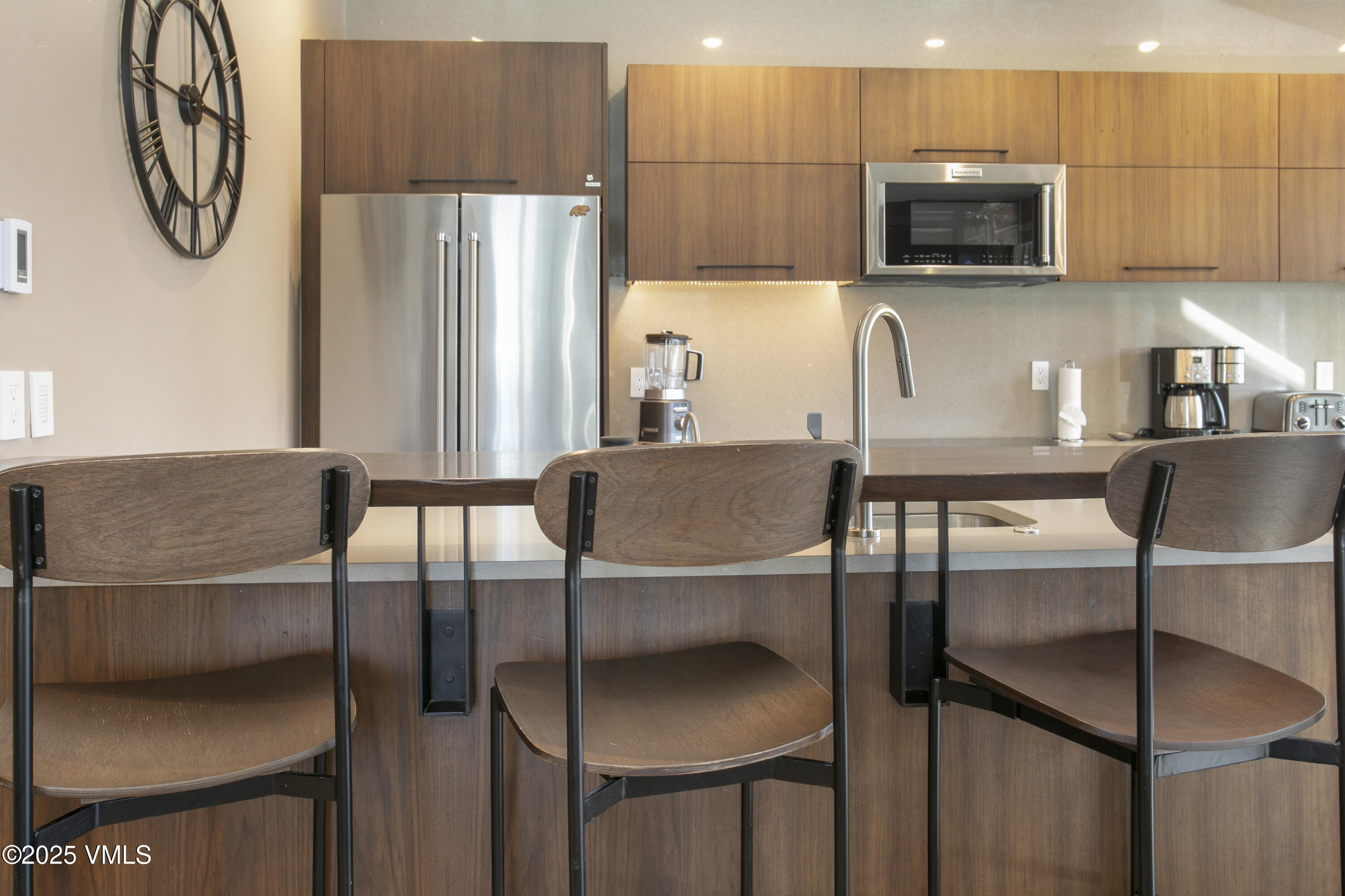 605 North Frontage Road West, Unit 14A Vail, CO 81657 - Photo 11 of 34 Sunvaiil 14A-023