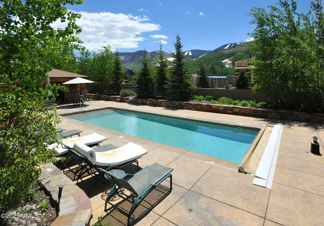 $1,695,000 | 605 North Frontage Road West, Unit 14A, Vail, CO 81657