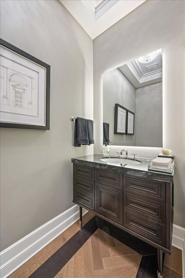 435 North Michigan Avenue, Unit 814 Chicago, IL 60611 - Photo 25 of 53