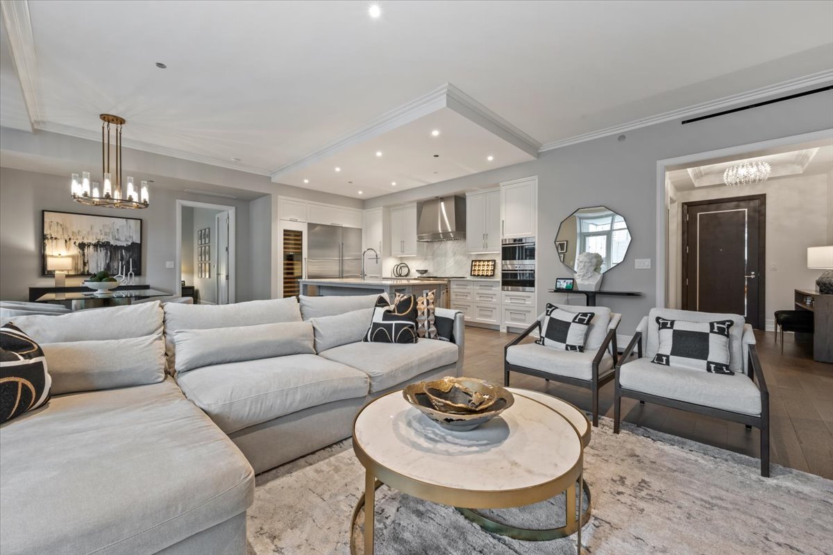 435 North Michigan Avenue, Unit 814 Chicago, IL 60611 - Photo 6 of 53