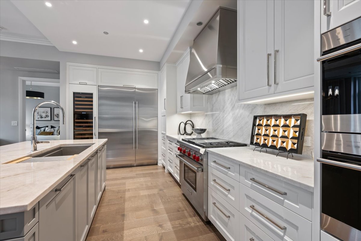 435 North Michigan Avenue, Unit 814 Chicago, IL 60611 - Photo 9 of 53