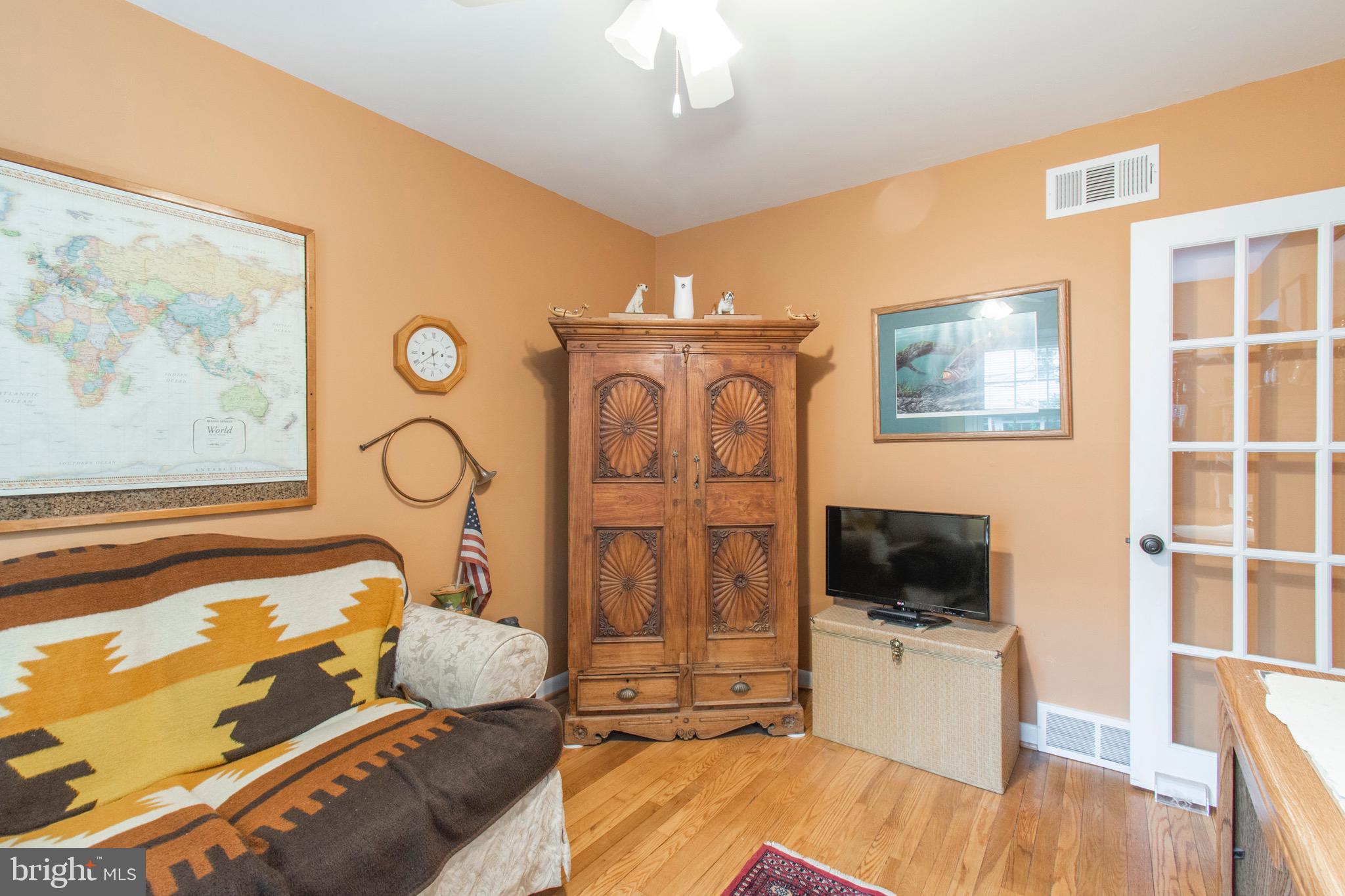 2310 Secane Road Secane, PA 19018 - Photo 19 of 33 Gallery Image 19