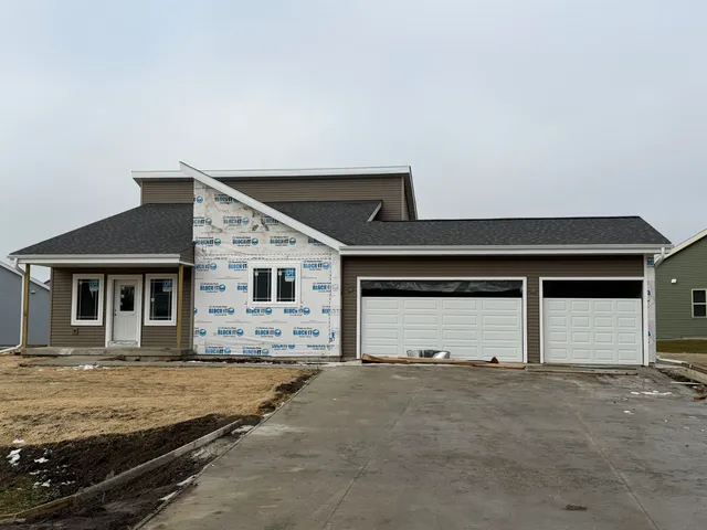 $564,900 | 4044 Royal View Drive, DeForest, WI 53532