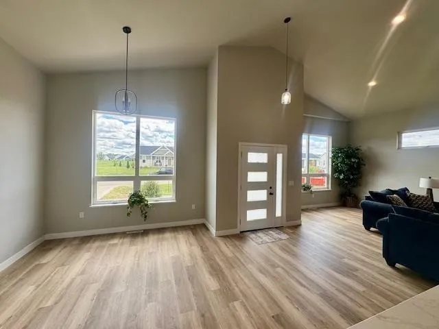 $564,900 | 4044 Royal View Drive, DeForest, WI 53532