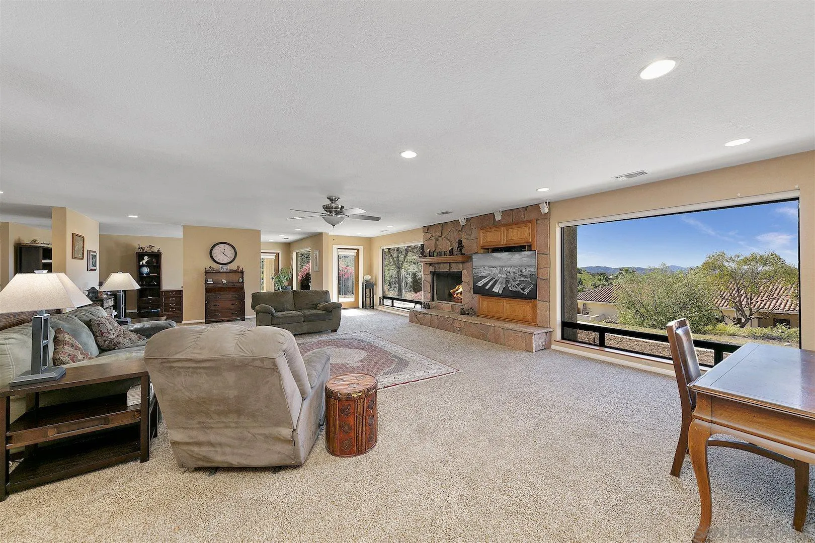 10121 Quail Canyon Road El Cajon, CA 92021 - Photo 12 of 38 Gallery Image 12