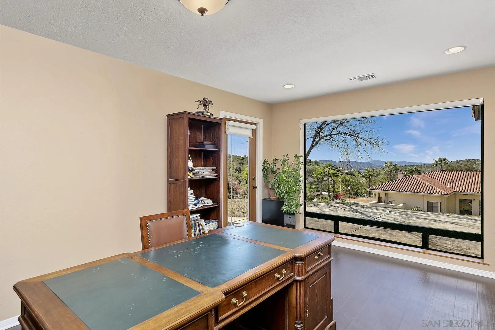 10121 Quail Canyon Road El Cajon, CA 92021 - Photo 15 of 38 Gallery Image 15