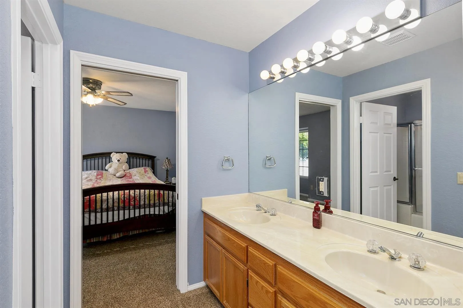 10121 Quail Canyon Road El Cajon, CA 92021 - Photo 23 of 38 Gallery Image 23