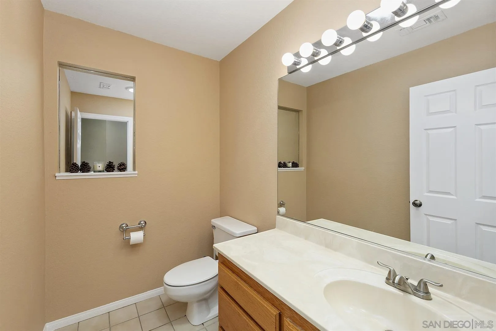 10121 Quail Canyon Road El Cajon, CA 92021 - Photo 29 of 38 Gallery Image 29