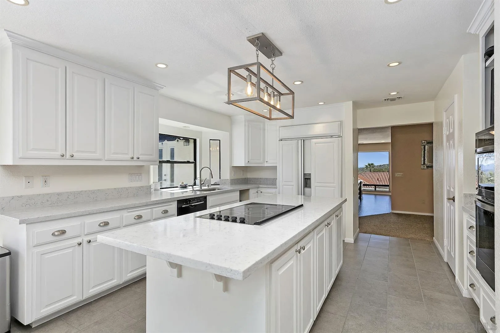 10121 Quail Canyon Road El Cajon, CA 92021 - Photo 8 of 38 Gallery Image 8