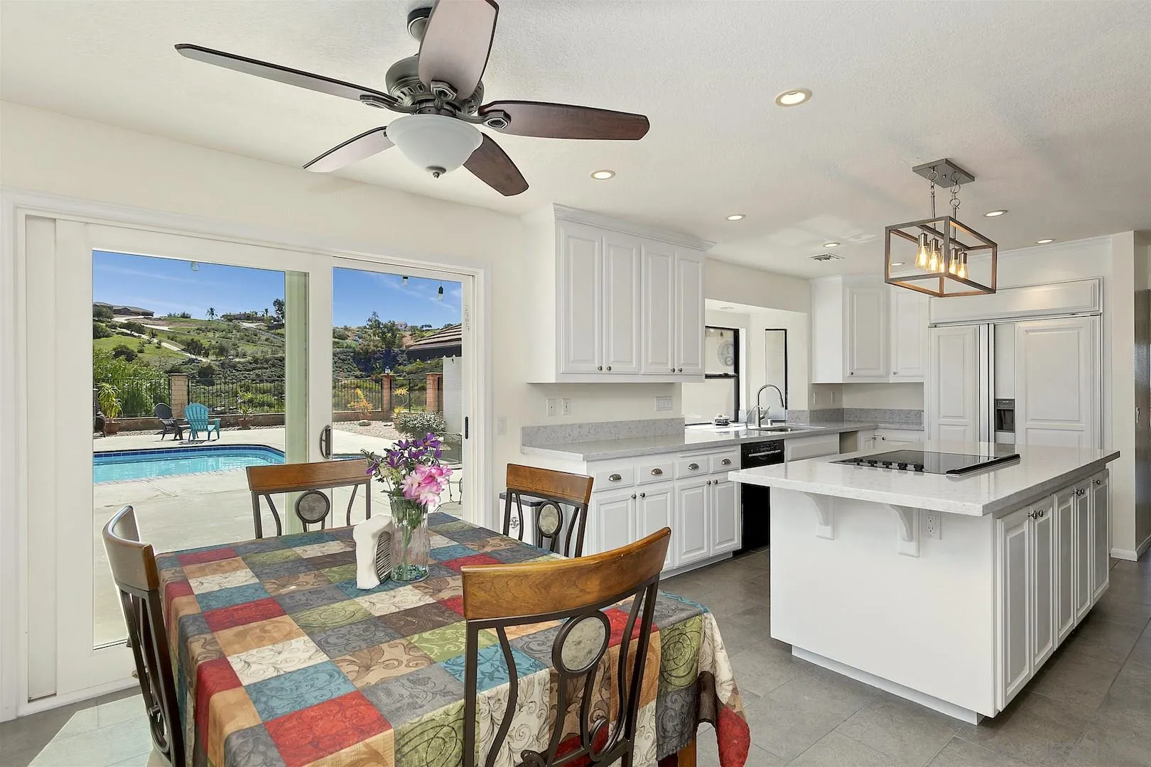 10121 Quail Canyon Road El Cajon, CA 92021 - Photo 10 of 38 Gallery Image 10