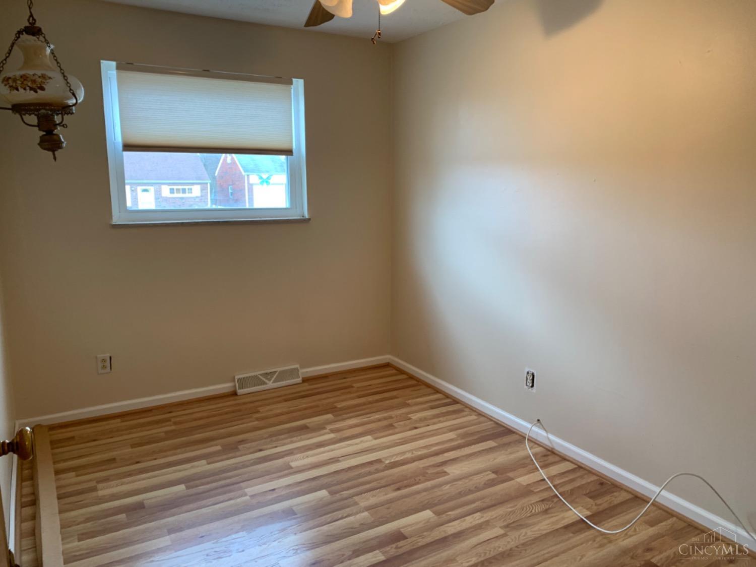 3354 Blue Rock Road Cincinnati, OH 45239 - Photo 14 of 23 Gallery Image 14