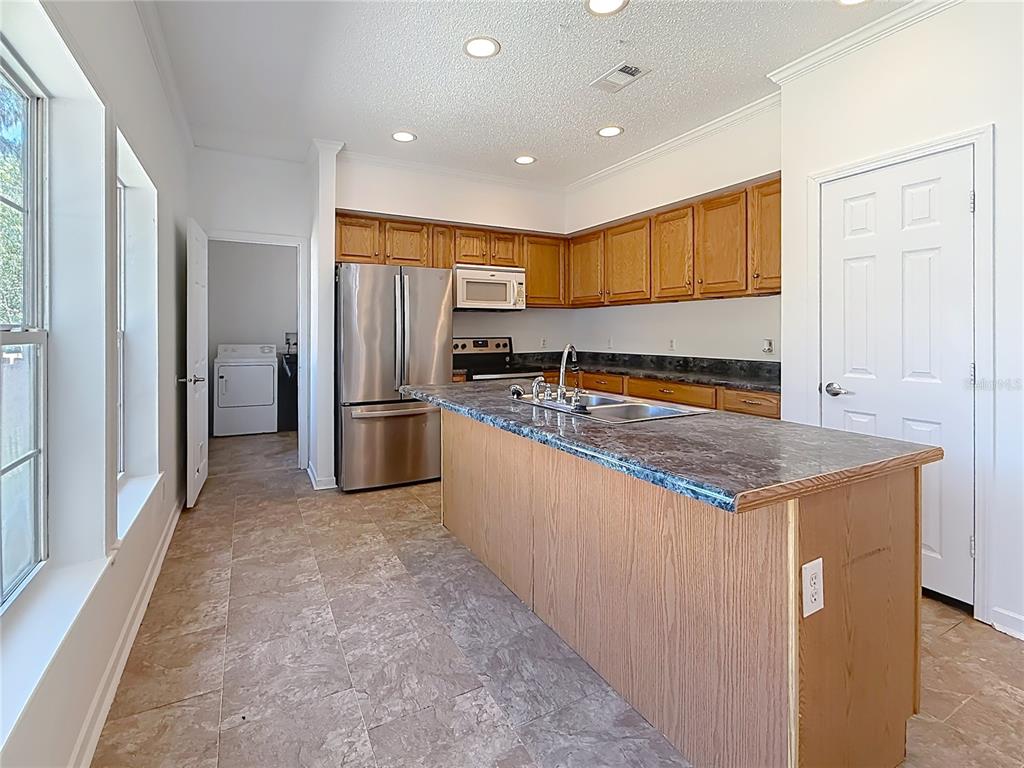 28477 Sentinel Street Nobleton, FL 34661 - Photo 9 of 32