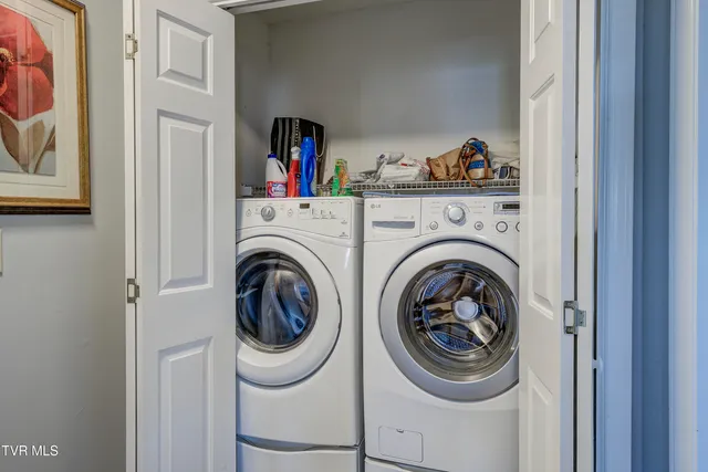 $212,800 | 400 Sunset Drive, Unit P83, Johnson City, TN 37604